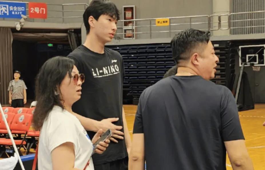 inews, 崔永熙熟悉